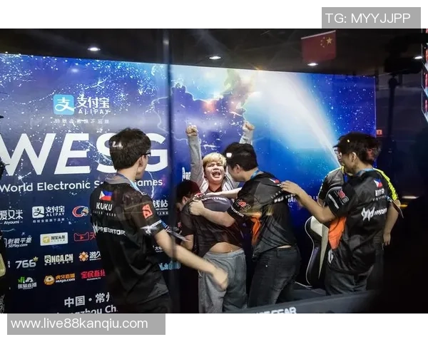 周军专访：从新手到职业选手的DOTA2成长之路回顾与展望